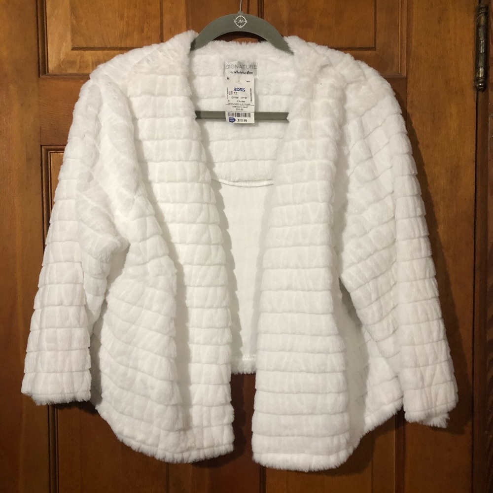 White Cropped Faux Fur Jacket